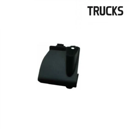 DAF XF105 COVER RH TOWING EYS ON GRILLE 1635709